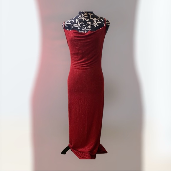 Fashion Nova “Mila Lurex” Maxi Dress Wine Size M - Picture 10 of 15